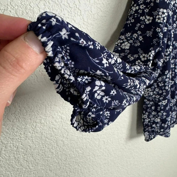 Collective Concepts Blue Floral Long Sleeve Flowy Top Size Small - Picture 5 of 12